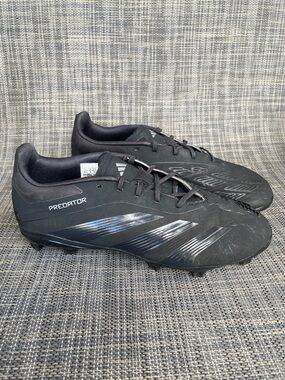 adidas Kids Predator Black Athletic Firm Ground Soccer Cleats Youth size 3.5